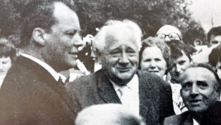 MdB Hans Lücke bei einem Besuch Willy Brandts in Osnabrück anlässlich des Bundestagswahlkampfs1961. Foto: SPD Osnabrück