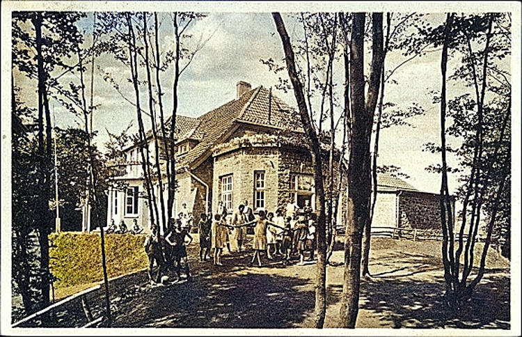 Postkarte mit dem Standort Uphöfen Hilter am Teutoburger Wald mit dem Kinderheim Holterberg der AOK Osnabrück, Ende der 20er-Jahre