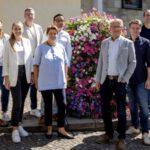 OCM Gruppenfoto Blumen