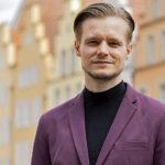 Christopher Lichtenstein als neuer Generalmusikdirektor vorgestellt – Lichtenstein tritt seine Stelle zur Spielzeit 2025/ 2026 im September 2025 an.