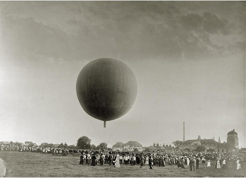 Taufstart des Ballons städtische Gasanstalt Rudolf Lichtenberg 1909