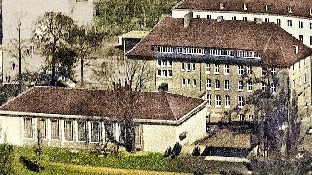 leicht koloriert leicht koloriert
