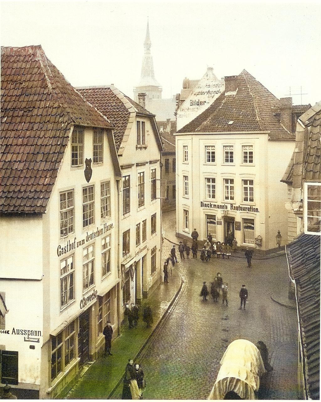 leicht koloriert