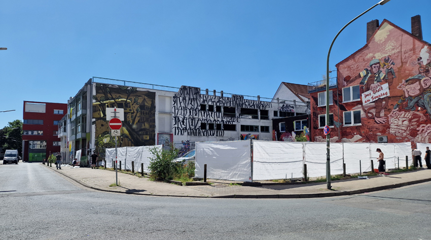 Johannis Höfe – Quartier am Neumarkt Osnabrück, Bauzaungestaltung, Niedersachsen, ein Projekt der Lindhorst Gruppe - Foto: Yunus Olkun Johannis Höfe – Quartier am Neumarkt Osnabrück, Bauzaungestaltung, Niedersachsen, ein Projekt der Lindhorst Gruppe - Foto: Yunus Olkun